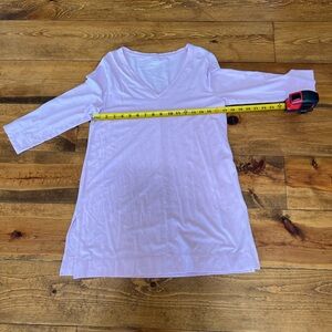 Chico’s 3/4 sleeve The Ultimate Tee Pink V-Neck Top like new size 0